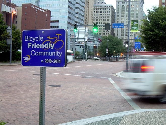 Photo: Kordite / Flickr. Pittsburgh, PA has earned a bronze rating as a bike-friendly city by the League of American Bicyclists.