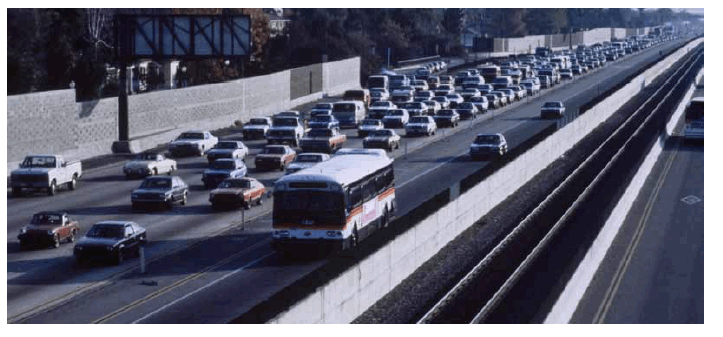 The El Monte Busway in Los Angeles, California, built in the early 1970s, was an early forerunner of BRT. Photo: Dorothy Peyton Gray Transportation Library — Los Angeles Country Metropolitan Transportation Authority